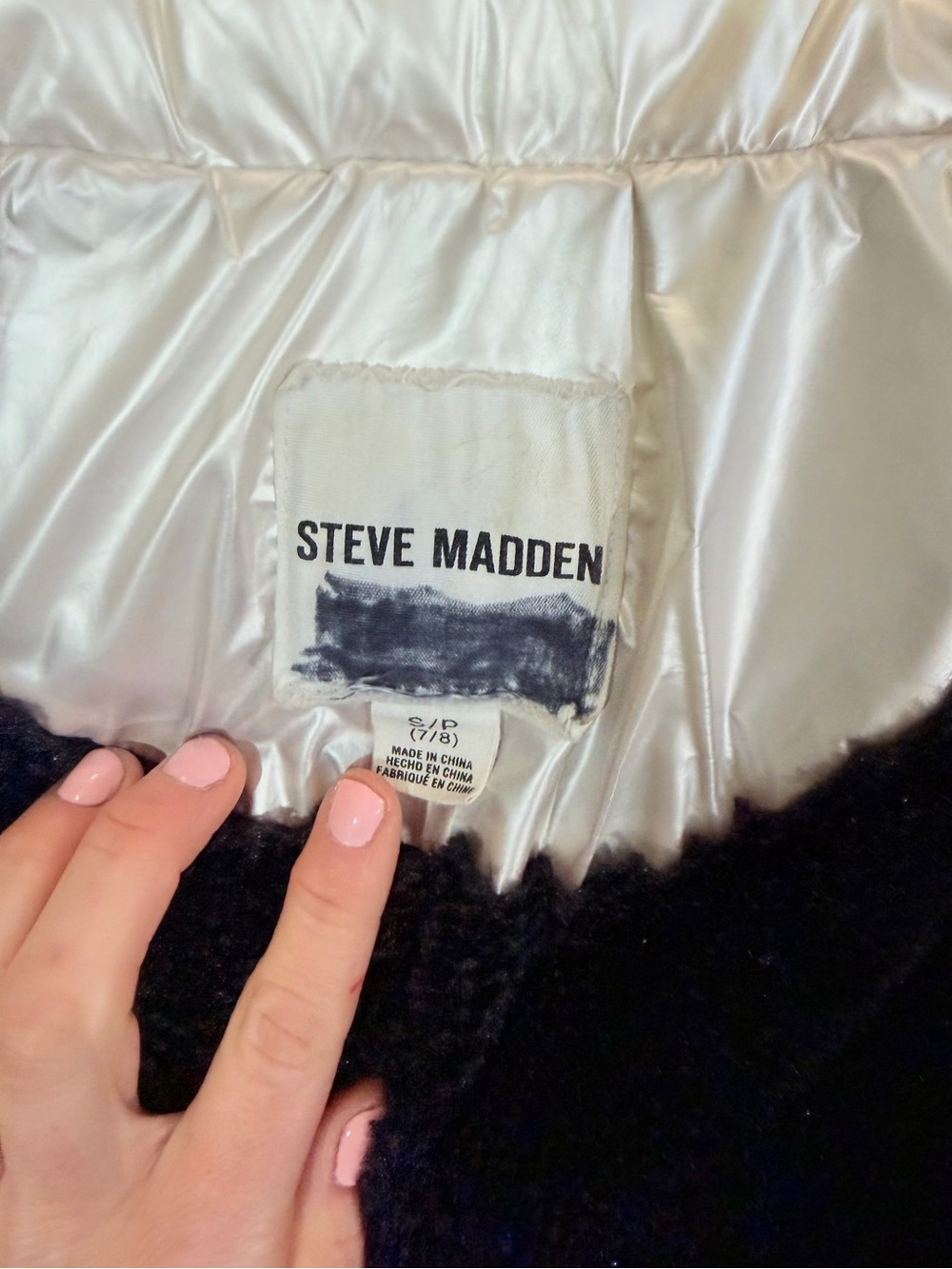 Girls Steve Madden White Puffer Jacket with Black Trim - Picture 6 of 10